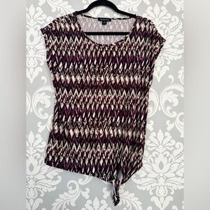 10/$25 • Jessica Abstract Side Tie Detail Top